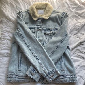 Women’s Old navy fuzzy jean jacket